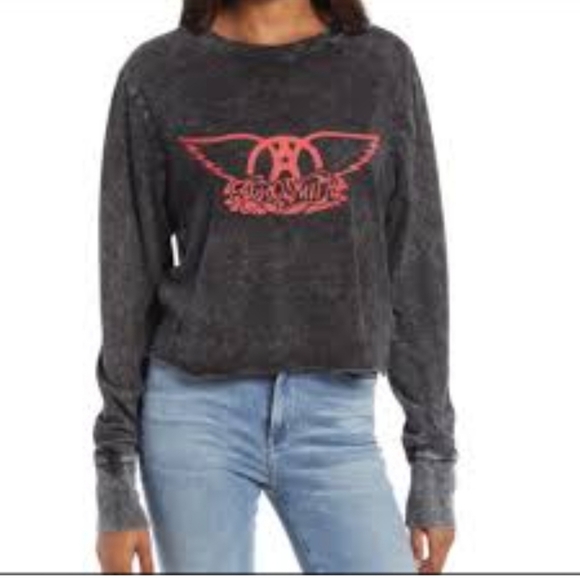 Treasure & Bond Tops - Treasure and bond Aerosmith cropped long sleeve band tee